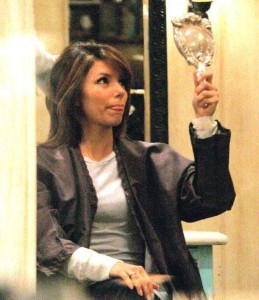 Eva Longoria gets her hair done by Ken Paves in Los Angeles, California on the 27th, January, 2009