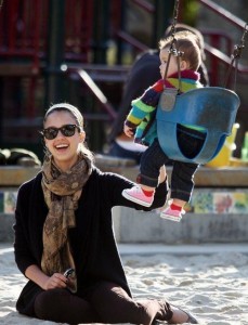 Jessica Alba at the park with her daughter Honor in Los Angeles, California on the 25th, January 2009