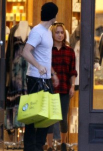 Hayden Panettiere and Milo Ventimiglia spotted yesterday shopping together