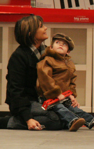 mother Lynne Spears was seen with her daughter Britney Spears and grandchildren at FAO Schwarz toy store in midtown New York City