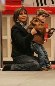 mother Lynne Spears was seen with her daughter Britney Spears and grandchildren at FAO Schwarz toy store in midtown New York City