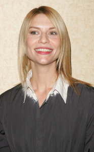 Claire Danes arrives at the Motion Picture Clubs 67th Annual Awards luncheon at the Marriot Marquis on October 11th  2007 in New York City