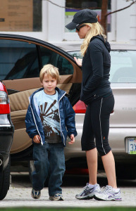 Reese Witherspoon with son Deacon