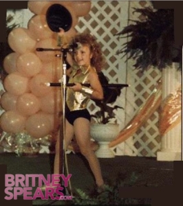 Britneys life pictures little britney spears dancing from official website