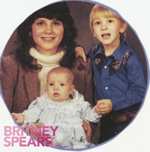 Britneys life pictures baby britney spears from official website