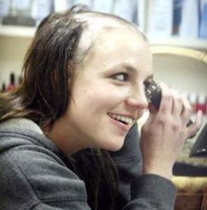 Britneys life pictures britney bald   Copy