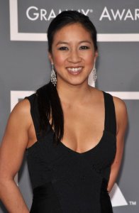 Michelle Kwan arrives at the 2009 Grammy Awards