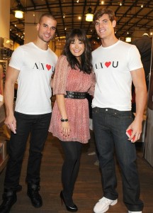 Lindsay Price at the Kiss For a Cause booth