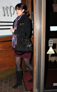 Jessica Alba was spotted heading into Madeo restaurant in Los Angeles California last night February 9th 2009