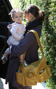 Jessica Alba leaving a meeting at a house in Los Angeles with her daughter Honor Marie on February 10th 2009 1