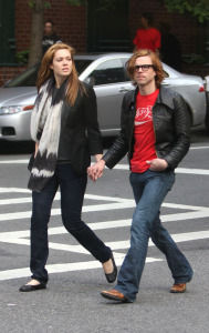 Mandy Moore and rocker Ryan Adams spotted in NYC taking a romantic stroll through the streets of Downtown 4