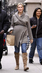 Kelly Rutherford arrives to the filming set of Gossip Girl in New York City on February 12th 2009 2