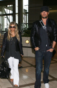 Fergie and Josh Duhamel were spotted jetting out of LAX Airport in Los Angeles on February 13th 2009 3