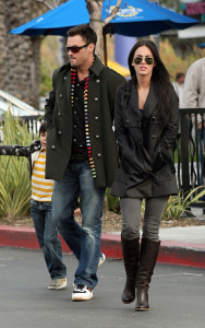 Megan Fox her fiance Brian Austin Green and his son Kassius Green at Daphnes Greek Cafe at the Empire Center in Burbank California on February 15th 2009 6