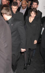 Justin Timberlake and Jessica Biel arrive at the Fashion Week tents at Bryant Park in New York City tonight after Justin William Rast show on the 16th of February 2009 2