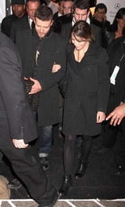 Justin Timberlake and Jessica Biel arrive at the Fashion Week tents at Bryant Park in New York City tonight after Justin William Rast show on the 16th of February 2009 4