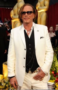 Mickey Rourke arrives on the red carpet of the 81st Annual Academy Awards on February 22nd 2009 3