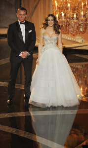 Daniel Craig with Sarah Jessica Parker on stage at the 81st Annual Academy Awards held at The Kodak Theatre on February 22nd 2009 in Hollywood California