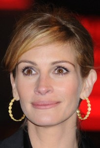 Julia Roberts attends the Duplicity Premiere in London on March 10th 2009 2