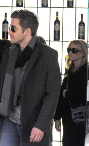 Reese Witherspoon seen with boyfriend Jake Gyllenhaal in Rome on Friday March 13th 2009 1