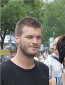 Kivanc Tatlitug pictures in Menekse ile Halil  - Mirna wa Khalil -