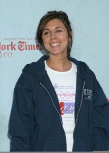 Jamie Lynn Sigler at the 9th Annual Revlon RunWalk For Women in New York on May 6th 2006 2