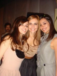 Lara Scandar and her female friends picture beofre the academy