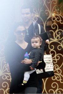 Jessica Alba spotted with Cash Warren and baby daughter Honor on March 13th 2009 2