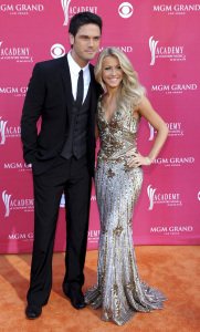 Julianne Hough with Chuck Wicks arrive at the 44th annual country music awards on April 5th 2009