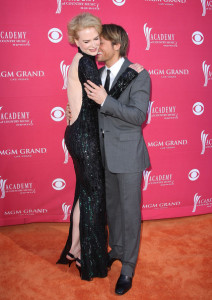 Nicole Kidman and Keith Urban arrive at the 44th annual Academy Of Country Music Awards held at the MGM Grand on April 5th 2009 in Las Vegas Nevada 2