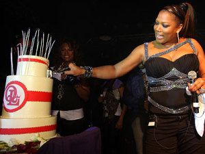 Queen Latifah birthday's cake during her celebration of 39th birthday