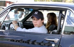 Miley Cyrus and Nick Jonas having lunch at The Village Idiot on April 11th 2009 2