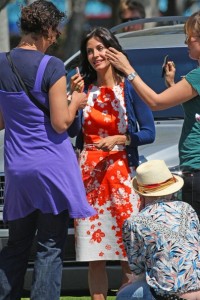 Courteney Cox spotted on the filming set of Cougar Town on March 27th 2009 74