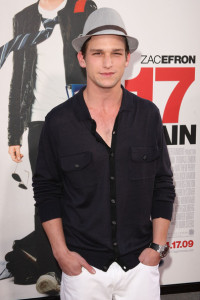 Darren Kagasoff arrives at the movie premiere of 17 Again on April 14, 2009