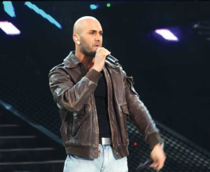 Massari singing on stage of staracademy6 on May 8th 2009 at the LBC Star Academy 12th prime