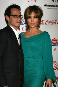 Jennifer Lopez and Marc Anthony arrive at the 3rd Annual Noche de Ninos gala benefiting Childrens Hospital of Los Angeles at the Beverly Hilton Hotel on May 9th 2009 in Beverly Hills California 4