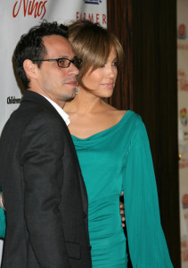 Jennifer Lopez and Marc Anthony arrive at the 3rd Annual Noche de Ninos gala benefiting Childrens Hospital of Los Angeles at the Beverly Hilton Hotel on May 9th 2009 in Beverly Hills California 3