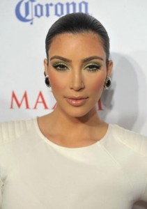 kim kardashian attends the Maxims 10th Annual Hot 100 Celebration on May 13th 2009 001