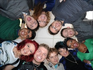 desktop wallpaper of the Top ten contestants of American Idol 2