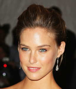 Bar Refaeli at the Met Costume Gala held at The Metropolitan Museum of Art in New York City on May 4th 2009 1