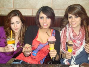 Khawla with Inass and Diala Oda in Jordan Amman eating icecream cones