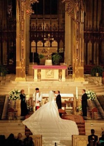 Thalia pictures from her wedding Wedding held at St Patricks Cathedral in New York on December 2nd 2000 15