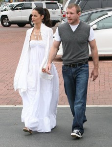 Guy Ritchie seen with a woman on Malibu beach 1