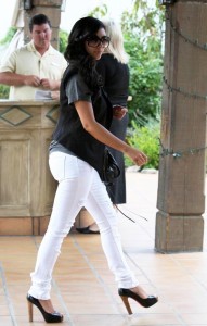 Kim Kardashian spotted in Ojai California on June 1st 2009 wearing a white denim trousers and a black high heals