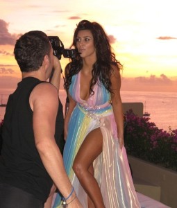 Kim Kardashian behind the scenes pictures of the photo shoots of Kims 2010 Calendar 6