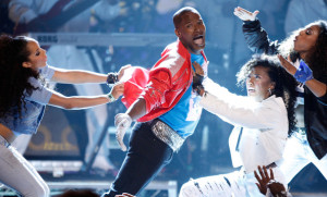 Jamie Foxx on stage for the tribute to the late singer Michael Jackson during the 2009 BET Awards 2