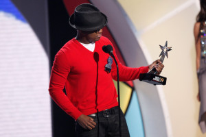 NeYo accepts the BET Award for Best Male R B Artist onstage during the 2009 BET Awards held at the Shrine Auditorium on June 28th 2009 in Los Angeles 1