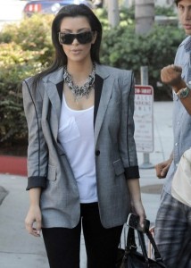 Kim Kardashian Spotted outside Wolfgang Restaurant on July 6th 2009 5