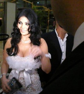 Hayfa Wahbe spotted backstage at the 2009 Murex Dor Lebanese Awards 3