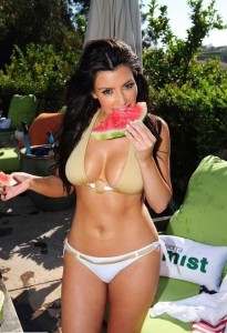 Kim Kardashian latest photoshoot from the Sierra Mist Beach House in Malibu on July 11th 2009 009